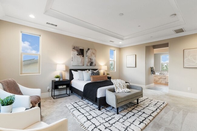 Building Photo - Madera Tesoro Viejo - Beautiful 2-Story Home, 4BR/3.5BA, SOLAR, Community Pool + Lots of Amenities