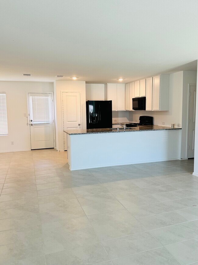 Building Photo - 1447 Dovekie Dr