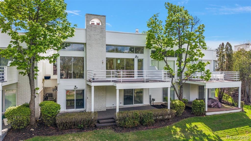 Building Photo - 1756 Alexander Dr