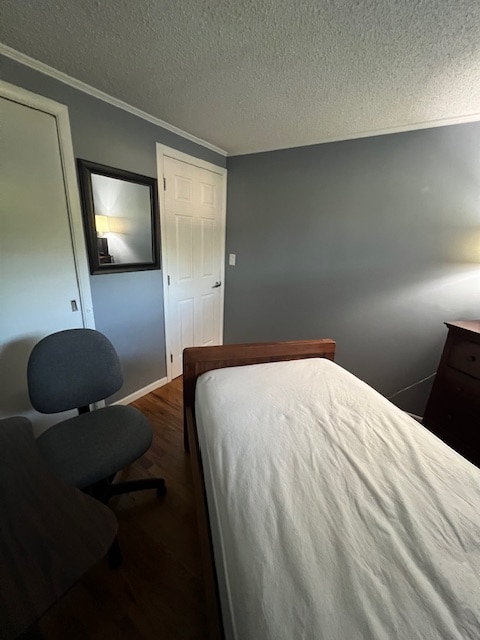 Building Photo - 240 Greenaway Dr