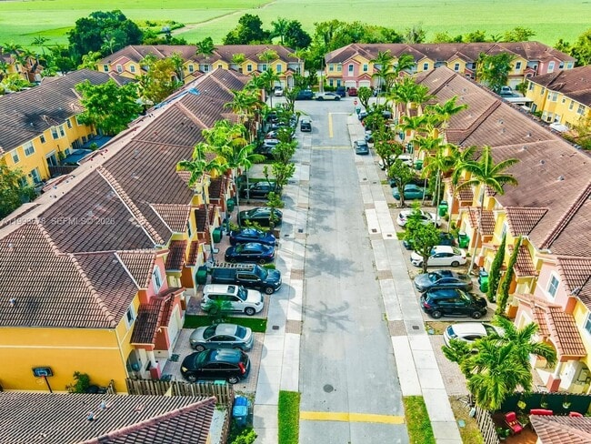 Building Photo - 16603 SW 79th Terrace