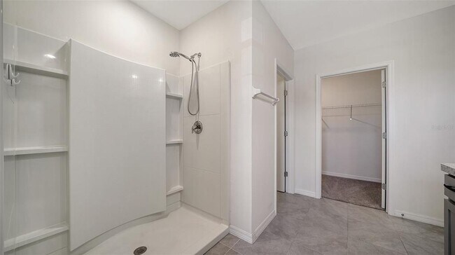 Building Photo - 12728 Lateral Root Dr
