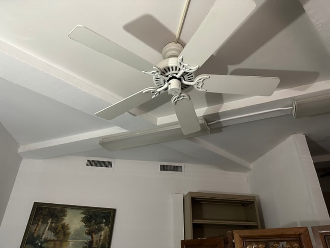 Building Photo - 101 Indigo Dr