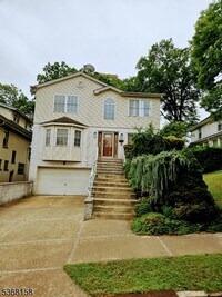 Building Photo - 30 Custer Ave