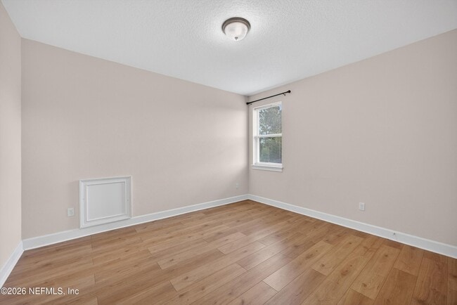 Building Photo - 32 Talori Ave