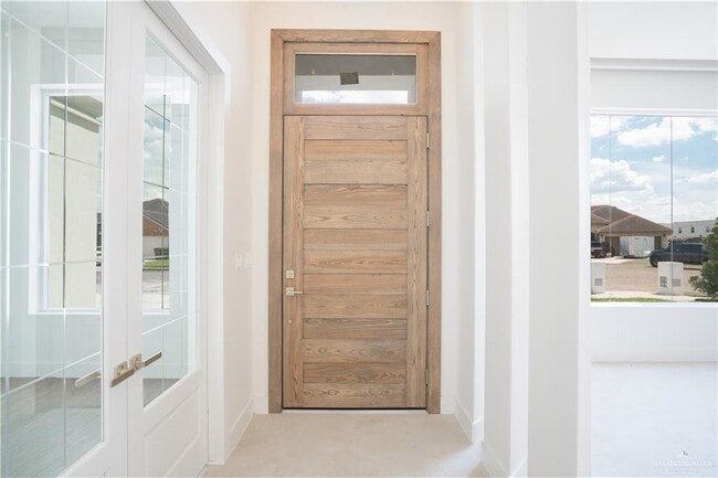 Building Photo - 36 Cottonwood St