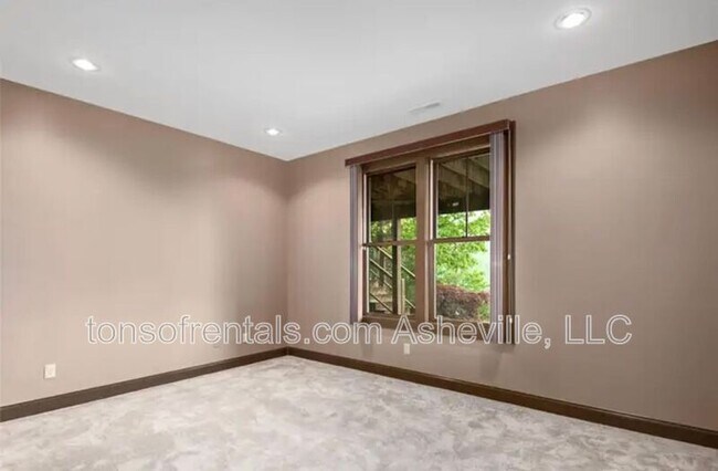 Building Photo - 91 Watershed Way