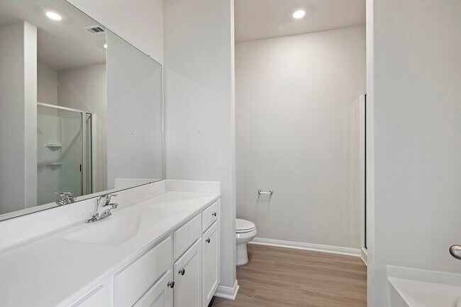 Building Photo - 8803 New Jade Dr