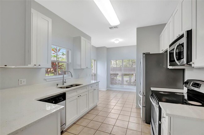 Building Photo - 8205 Downpatrick Ct