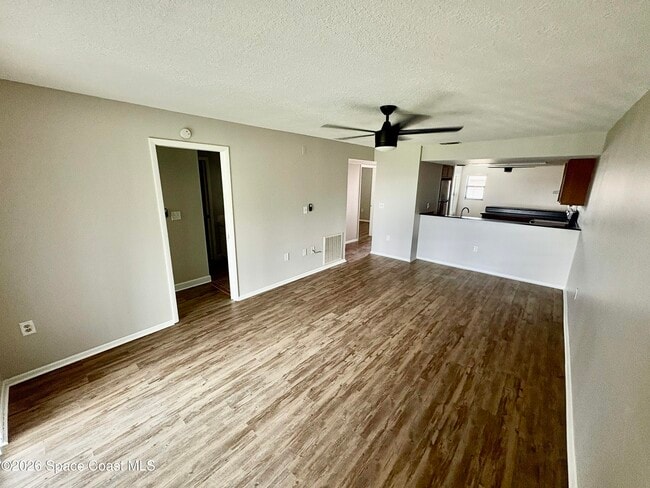 Building Photo - 420 Catamaran Dr