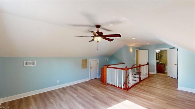 Building Photo - 409 Dinwiddie St