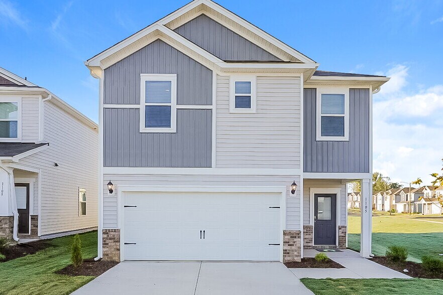 Primary Photo - 1105 Orch Strm Dr