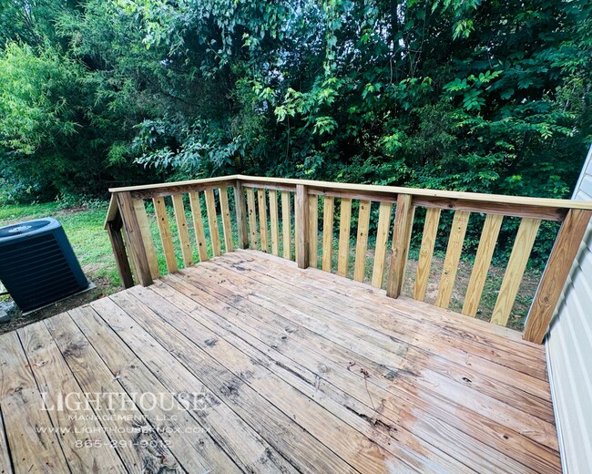 Building Photo - Charming 3-bedroom house in Halls!