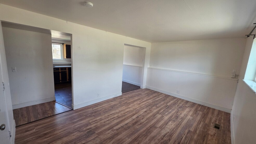 Building Photo - 3394 Mockingbird Way