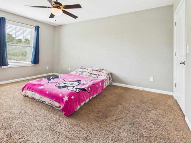 Building Photo - 11060 Hat Creek Ln