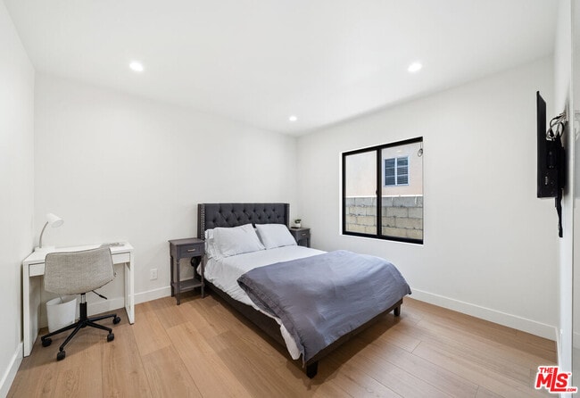 Building Photo - 8982 Norma Pl