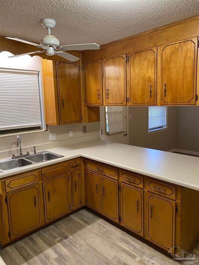 Building Photo - 6005 Muldoon Rd