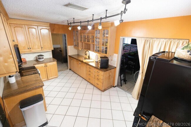 Building Photo - 6717 NW 59th St