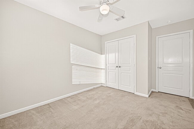 Building Photo - 2030 Stonework Ln