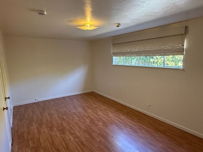Building Photo - Central Richmond 2-Bedroom Home Near City ...