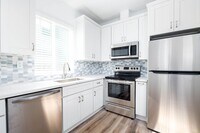 Building Photo - 3990 Darwin Ave