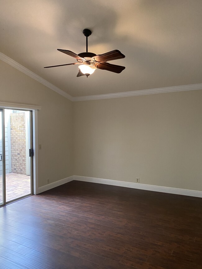 Master bedroom w/private courtyard - 556 Wekiva Cove Rd