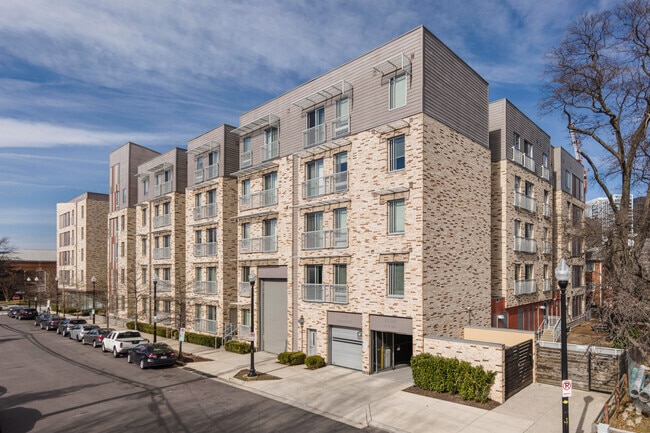 Building Photo - The Springs Apartments