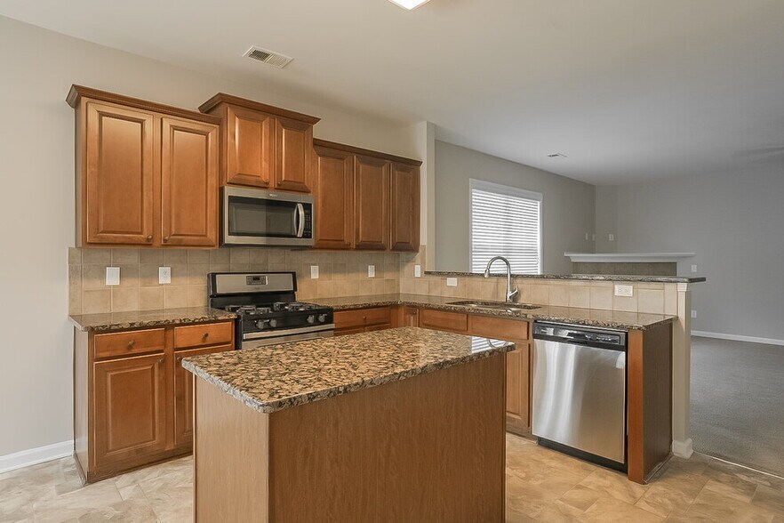 Building Photo - 3253 Willow Meadow Ln