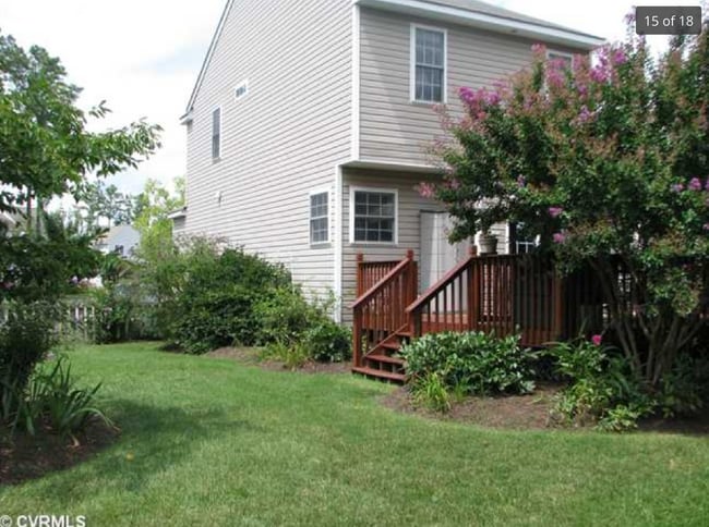 Building Photo - Spacious 3-Bedroom in Prime Glen Allen Loc...