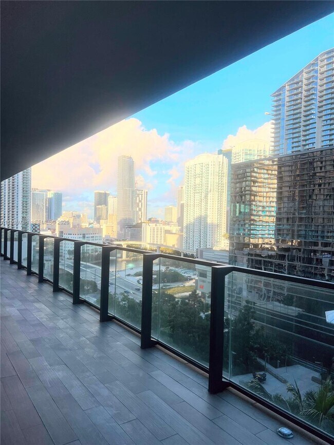 Building Photo - 88 SW 7th St