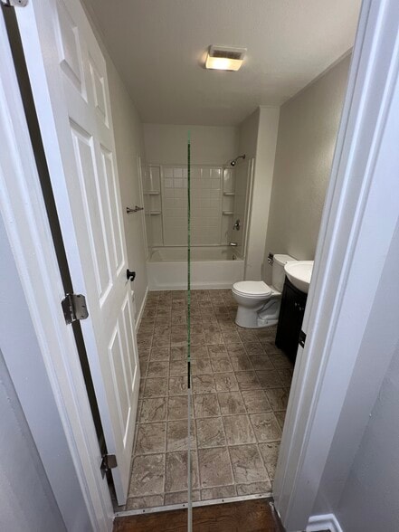 Bathroom - 620 6th Ave