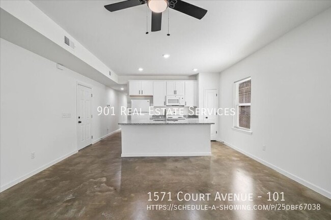 Building Photo - 1571 Court Ave