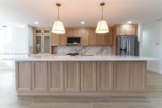 Building Photo - 16701 Bobcat Dr