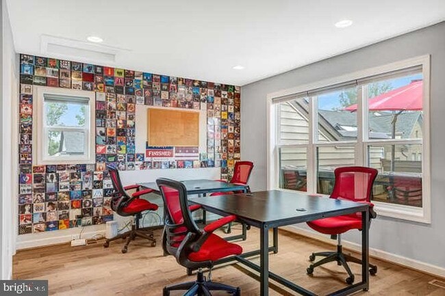 Building Photo - 12258 Sessile Commons