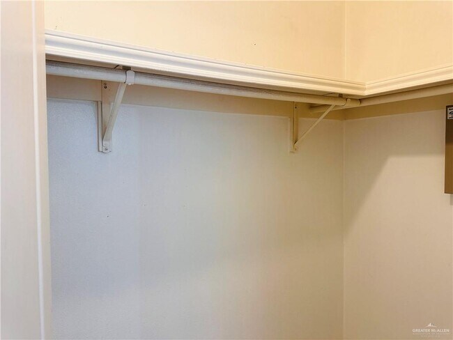 Building Photo - 19-31 1/2 W 31st 1/2 St