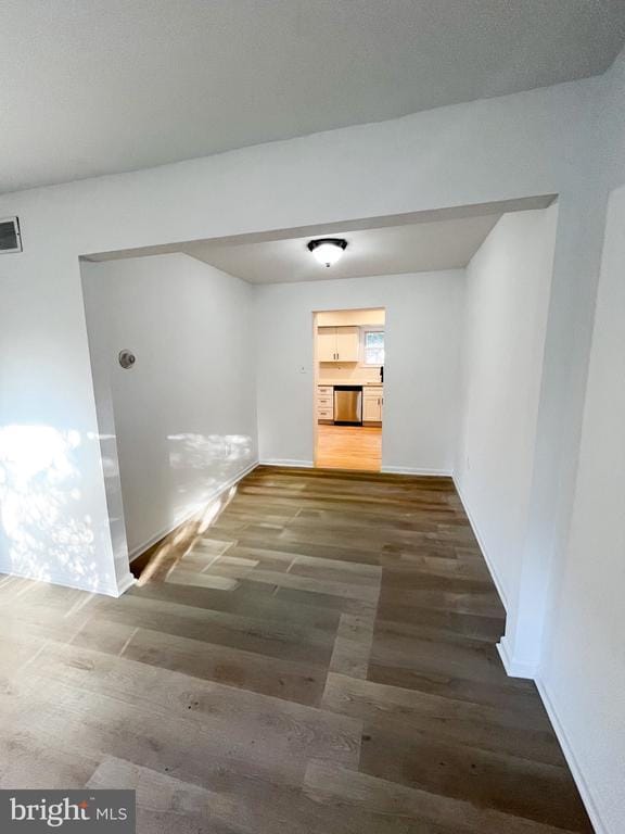 Building Photo - 719 Hunters Run