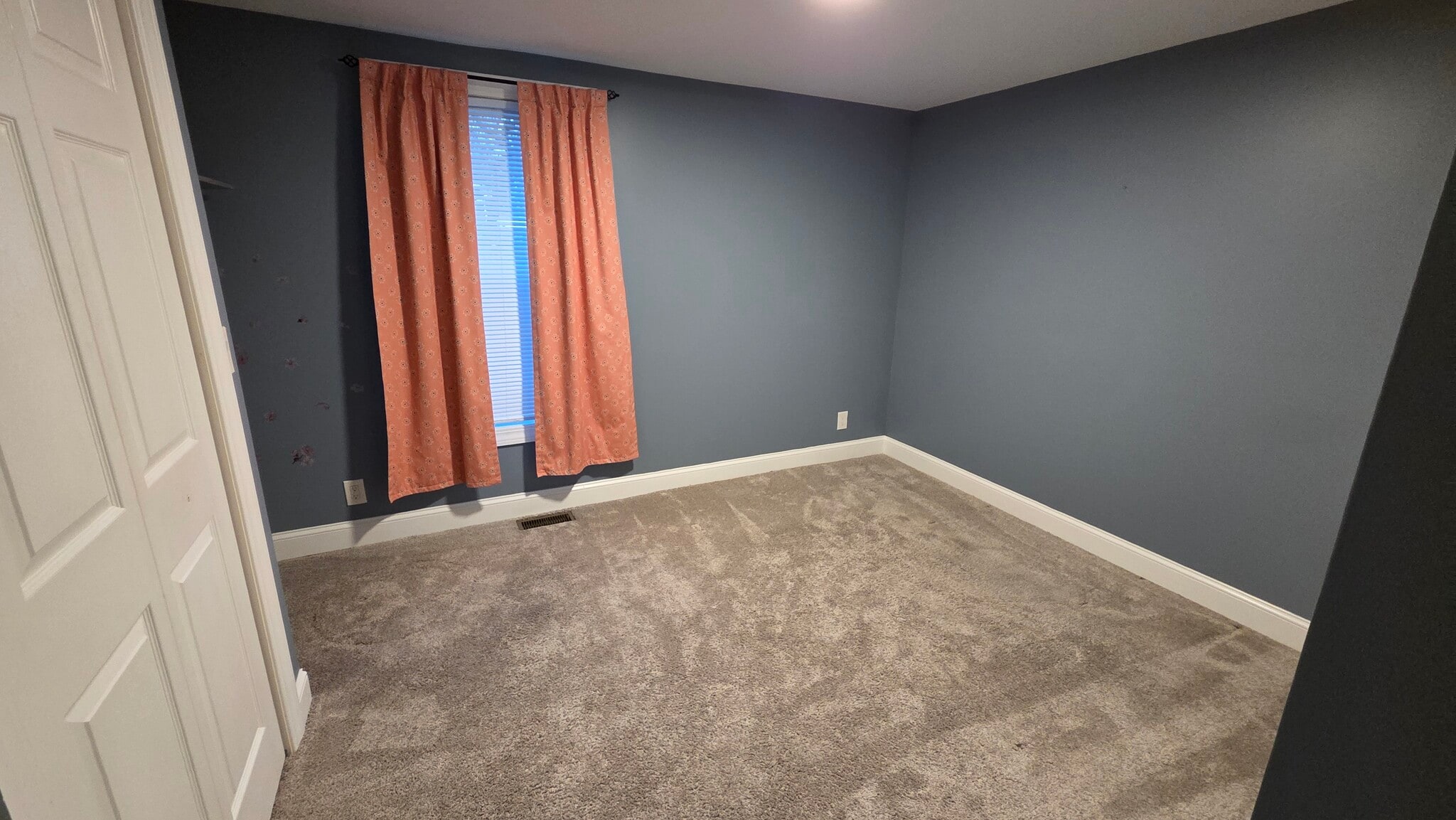 Bedroom 2 - 241 Jackson Ave