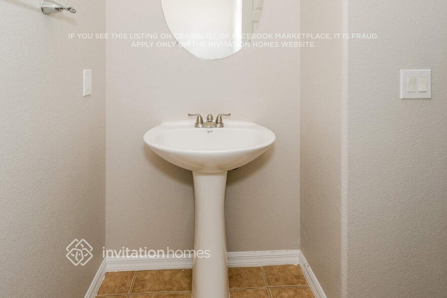 Building Photo - 524 Halloran Springs Rd