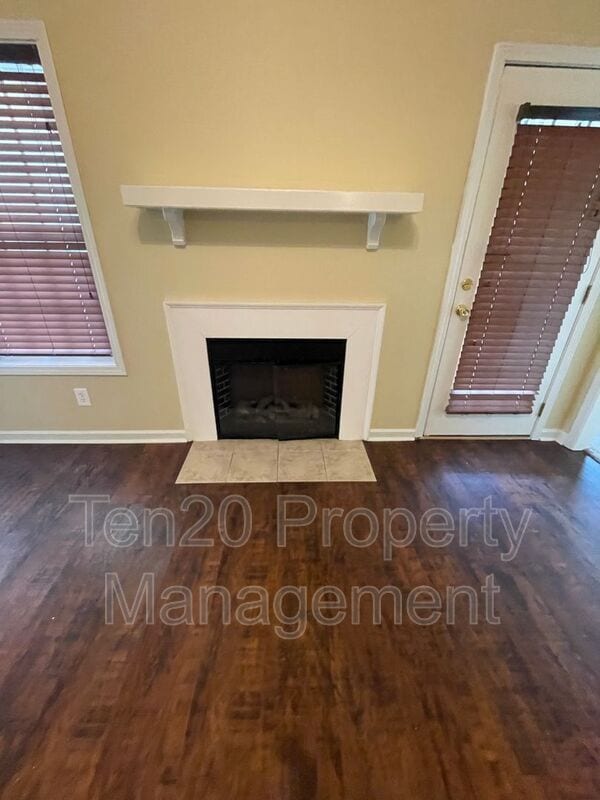 Building Photo - 6136 Crossbow Dr