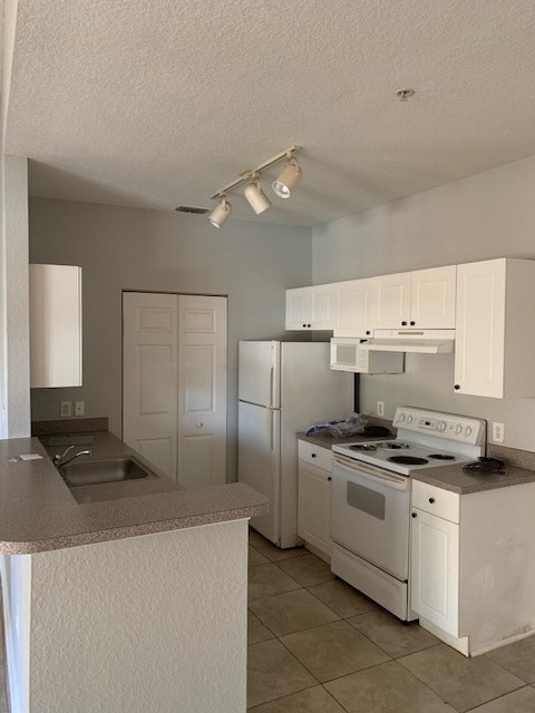 Building Photo - 834 Grand Regency Pointe