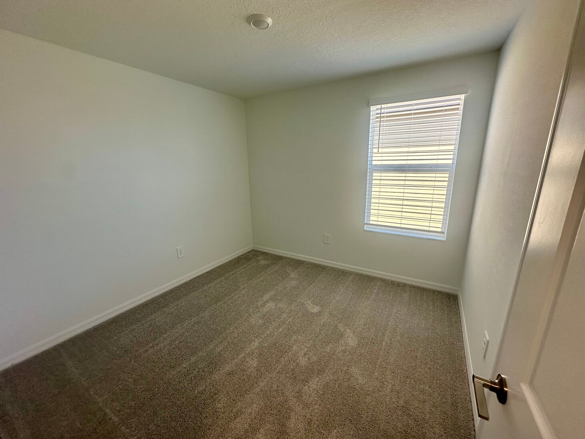 Building Photo - 17606 Happytrails St