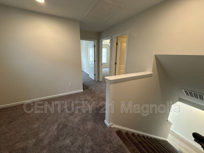 Building Photo - 815 Delta Ln