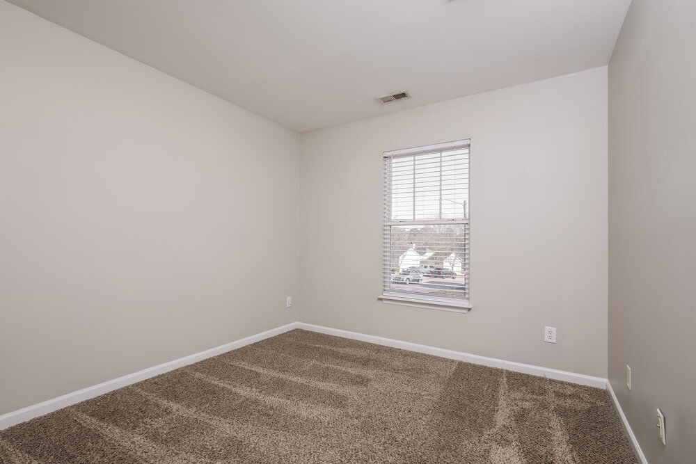 Building Photo - 3637 Pinkham Way