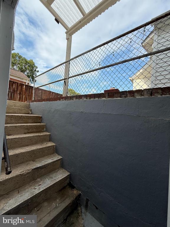 Building Photo - 7911 25th Ave