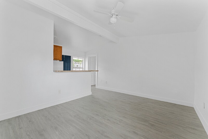 Building Photo - 1141 NE 23rd Terrace