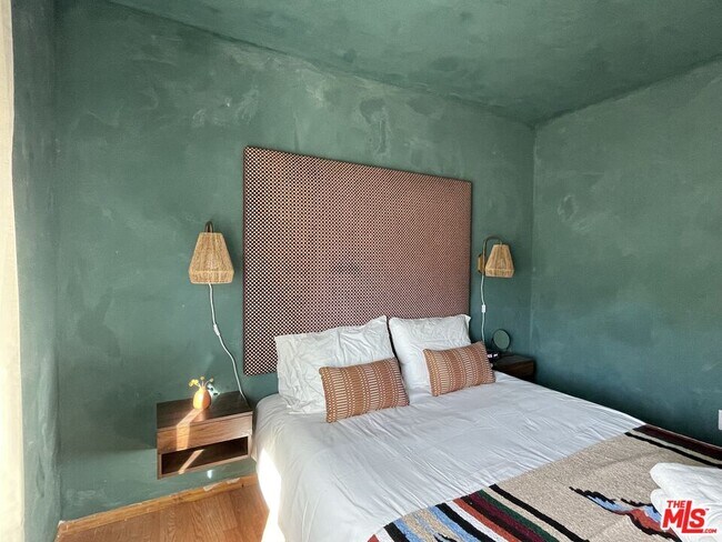 Building Photo - 71658 Cactus Dr