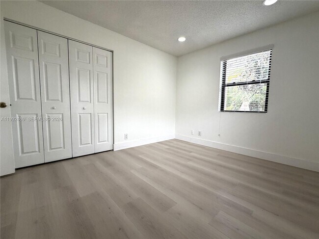 Building Photo - 2159 Baton Rouge