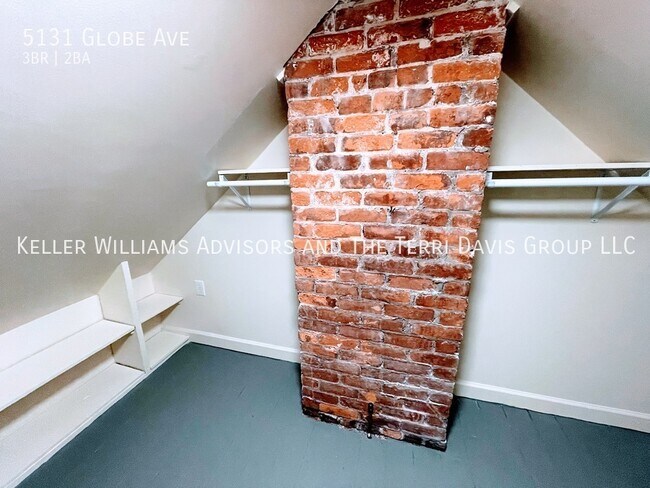 Building Photo - 5131 Globe Ave