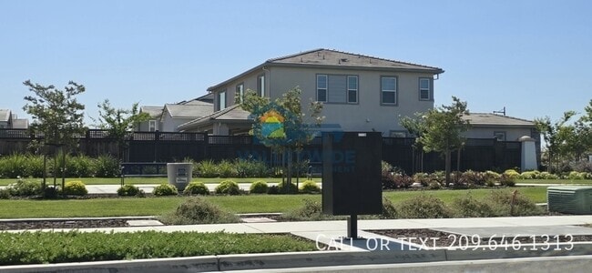 Building Photo - 16214 Sculptor Ave