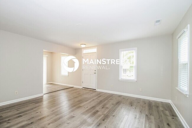 Building Photo - 3 Bedroom Pet-Friendly Home in Winston-Sal...